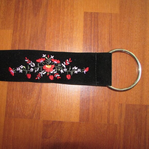 Black Faux Suede Embroidered Fringe Belt - Picture 7 of 8